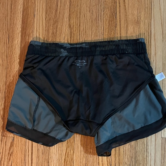 Athleta Running Short - Size S - Picture 4 of 4
